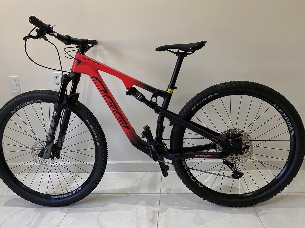 Oggi Cattura Sport Carbon 2021 Tamanho 15,5, Nota Fiscal, Peso Aprox. 12,3  Kg, Nova. – Conti Bike